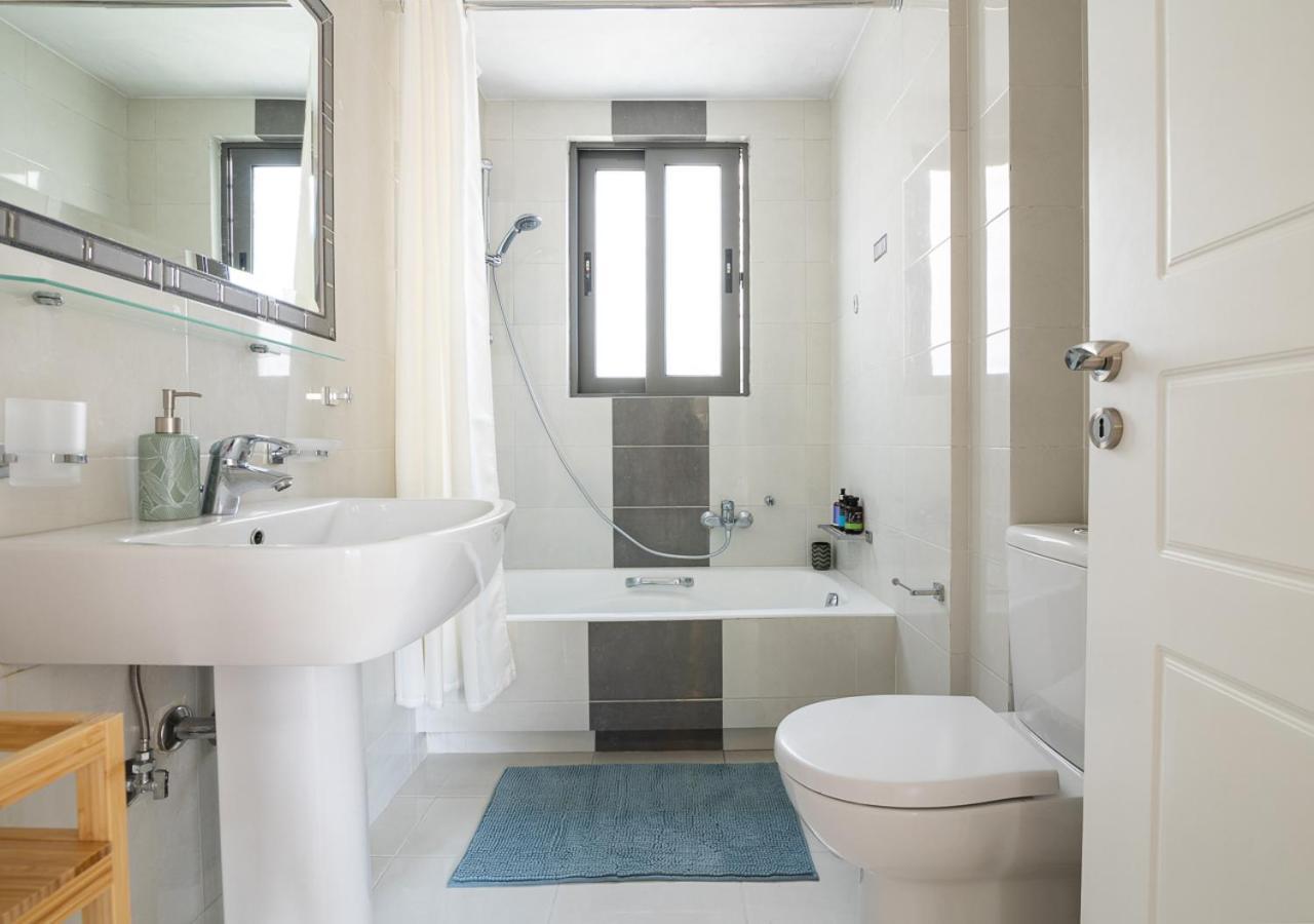 Elegant Apt 50Meters Close Acropolis Atene Esterno foto
