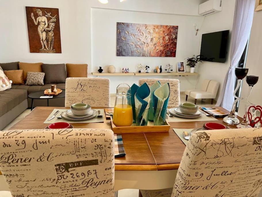 Elegant Apt 50Meters Close Acropolis Atene Esterno foto